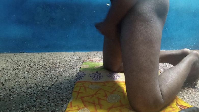 Sweet Indian cock: Mon vrai visage avec de l’huile de massage de grosse...