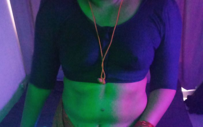 Goddess Silk Smita: 幻想角色扮演泰米尔公公和儿媳