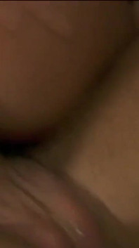 Un video ricco di sesso con la britney che sorprende la sua amica Kathia a fare sesso con il suo uomo a dare la vita a un trio bollente