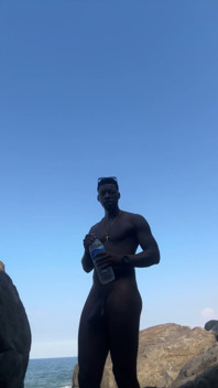 Exhibitionism on the Beach 10 Inches Dick BBC