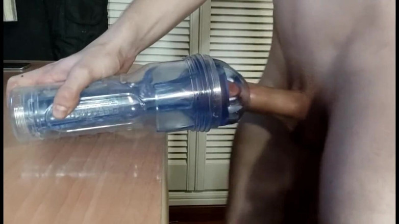 qaz11: Handjob on camera - 529