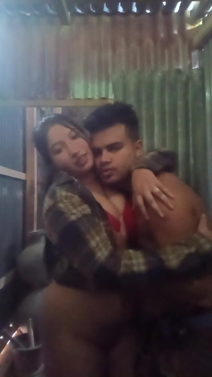 Taniyaxx: Seks adik tiri bangla