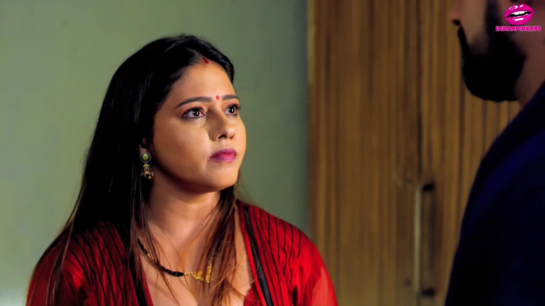 Indianpinklips: main apni sauteli mammi ki jordaar chudaee kar raha hoon...