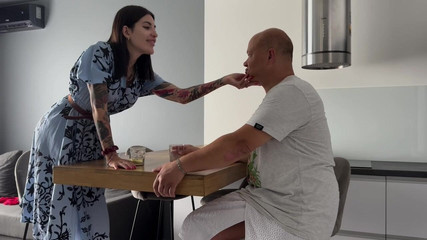 Thumbnail of I Pranked My Boyfriend and Pee in His Glass so He Realised That He Drink Urine and Not Lemonade Only After He Finished Glass