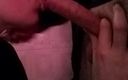Footjobfantasy: Minha namorada chupa meu pau gananciosamente. Ela engole tudo! | Boquete