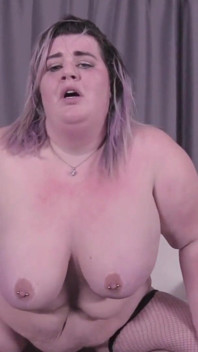 Amatör chaturbate modeli ilk pornosunu çekiyor