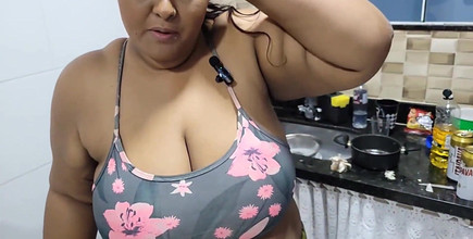 Jeanne Welsh: Chubby Stepmother with Big Breasts Leaves the Party with Her...