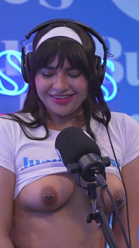 100 orgasmer på en halvtimma! Multi-orgasmic Colombian Karoll Cuello on Juan Bustos Podcast