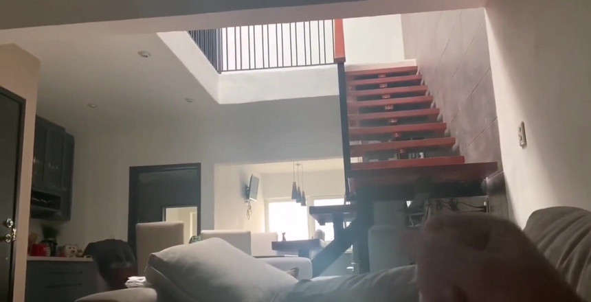 Dirty Talking Guy: 그녀의 보지를 핑거링하고 핑거링