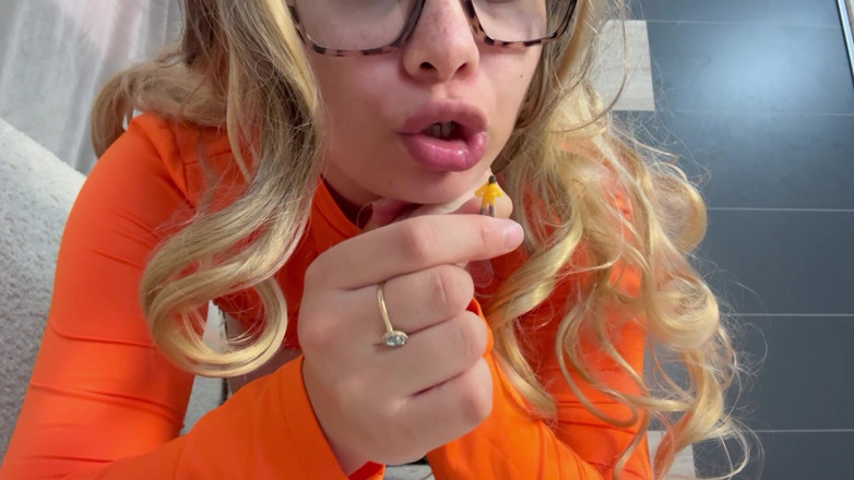AmayaMori: Giantess Stepmom and Her Tiny Escapee