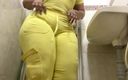 Katrina 4 deluxe: Велика дупа медсестри-товстушки спіймана у ванній кімнаті