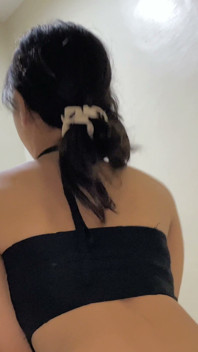 Menina asiática adora gozada interna