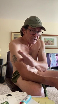 Ось Чому Я Тут. Перше Відео.