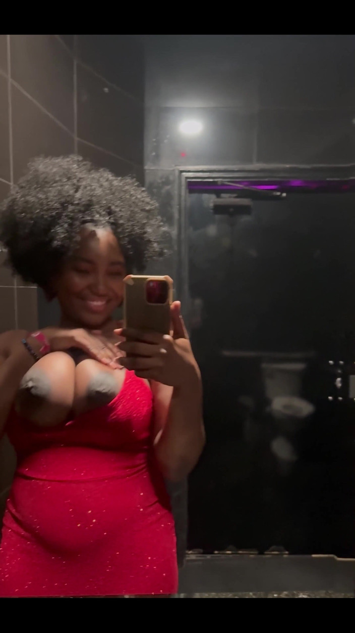 Shel Cierra: Prego Belly and Titties in the Bathroom