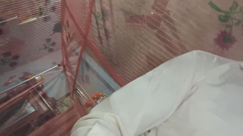 Your nisha bhabhi: 家には誰もいなかったので、妻は彼女の膣を見せてたくさんセックスしました