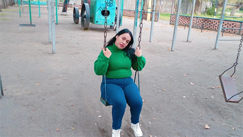 BBW Kelly Mom: Can You Help Me Swing, Baby? Push Me Harder From...