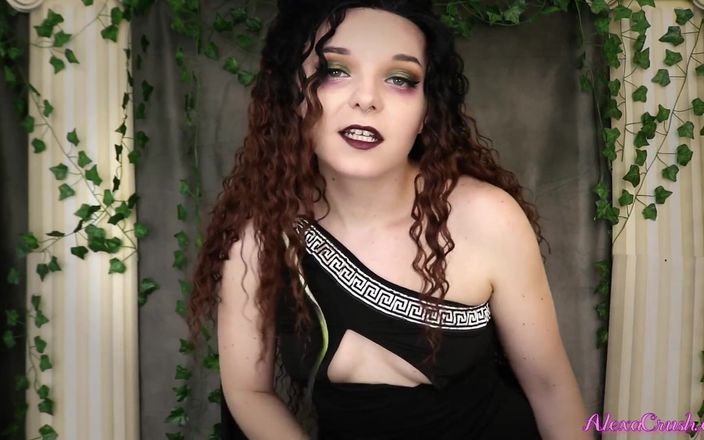 AlexaCrush: Medusa आपको जोरदार हिलाने के निर्देश देती है