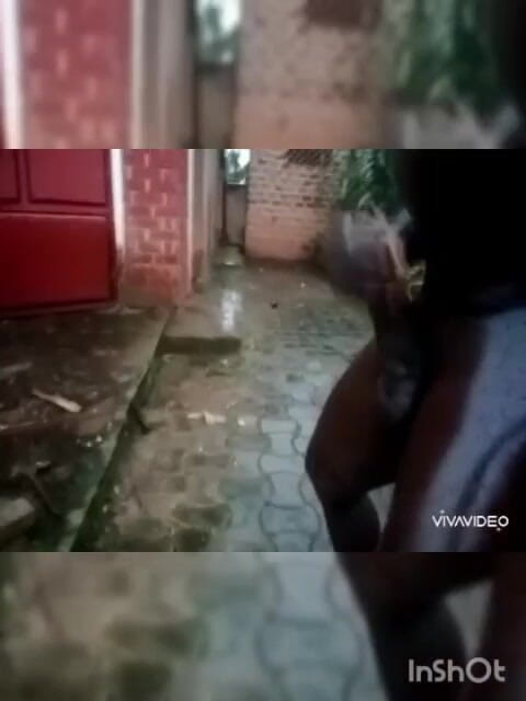 Hongi: En karanlık Afrikalı porno yıldızı en büyük siyah yarağa sahip