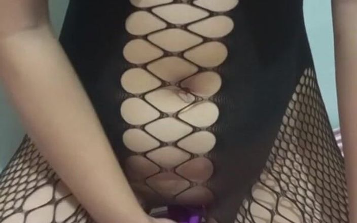 Mariasiana: 18år leker dildo med sin lilla fitta och sexiga kropp