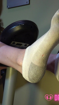 Bella's Sweaty Workout Feet - (dreamgirls in Socks)