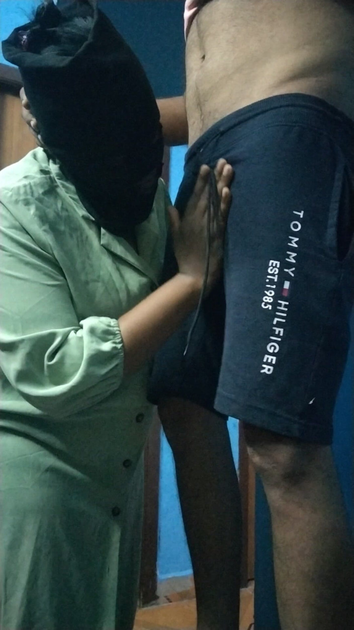 Benita sweety: Desi marido e esposa sexo quente na cozinha
