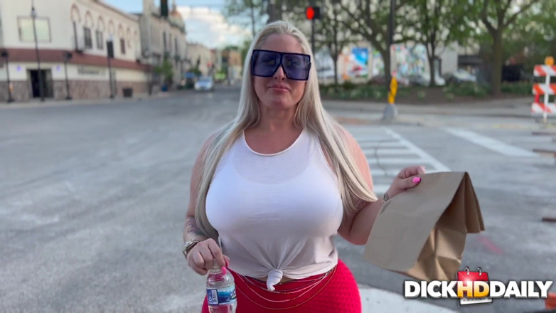 DICKHDDAILY: Lunch poza obiektem: Mz Dani