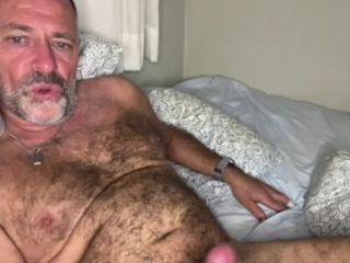 Daddybearvlc: 昨夜は私のフレッシュライトでけいれんを示しています。スローモーションのカムショット。