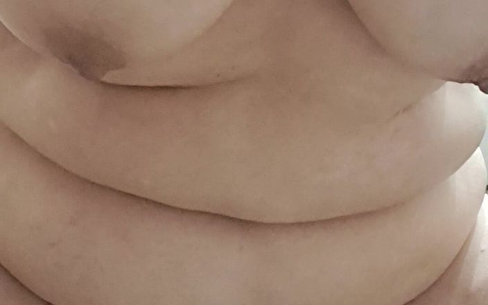 Mommy big hairy pussy: 섹스 후 나는 소변을 볼 수 있습니다.