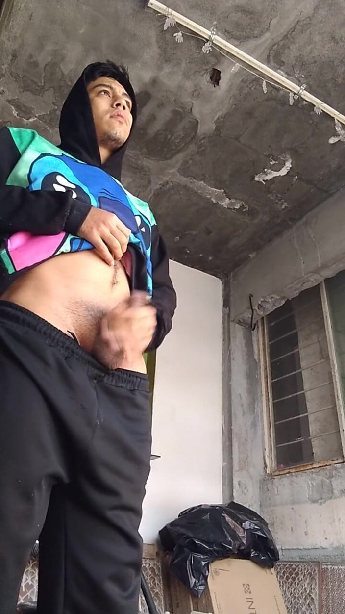 AlexAlejandro13: Я показываю это тебе в штанах, опускаюсь