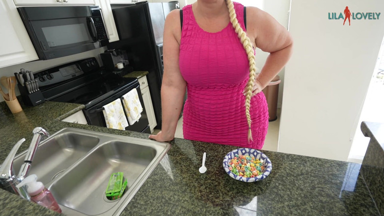 Lila Lovely: MILF Lila Serves up Johnny Love with Her Own Cereal...