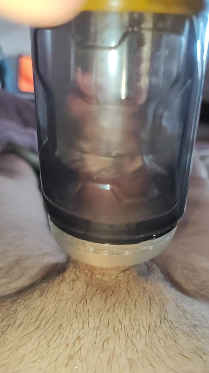 World kiss men: Masturbator Handjob
