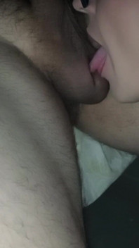Relajante Lamiendo Y Chupando Bolas Dedicadas