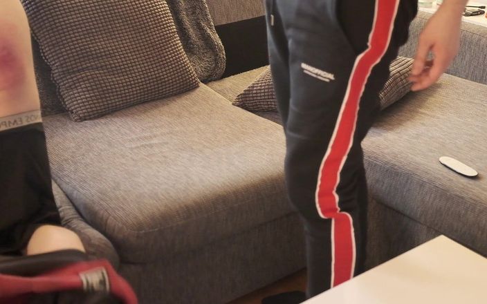 Oznob Oznofla: Amateurboy dostaje swoje pierwsze klapsy w historii - wniosek
