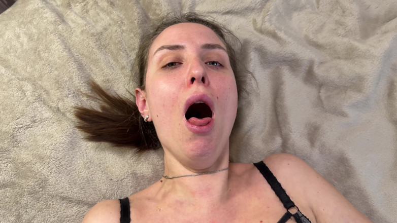 Hottie goddess: Bronch Throttle, lautes husten: venen vollthrottle