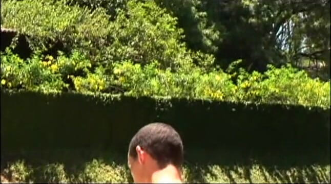 Hot Latinos dudes not gay but curious: Latinso twink yüzme havuzunda sikişiyor