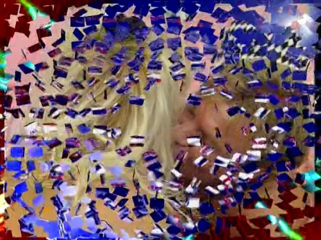 Horny Two really wet MILFs: Blond skönhet rider på sin älskares stora kuk