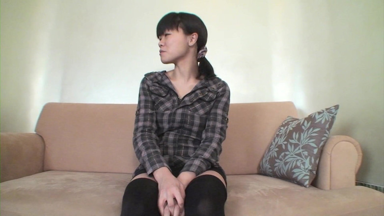 Japan Lust: Remaja Jepun dan stoking lututnya yang tinggi dapat creampie