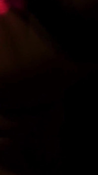 Busty Latina MILF Sophia Lomeli dostaje jej cipkę zatrzasnął przed ogromnym titty jebanie wytryski
