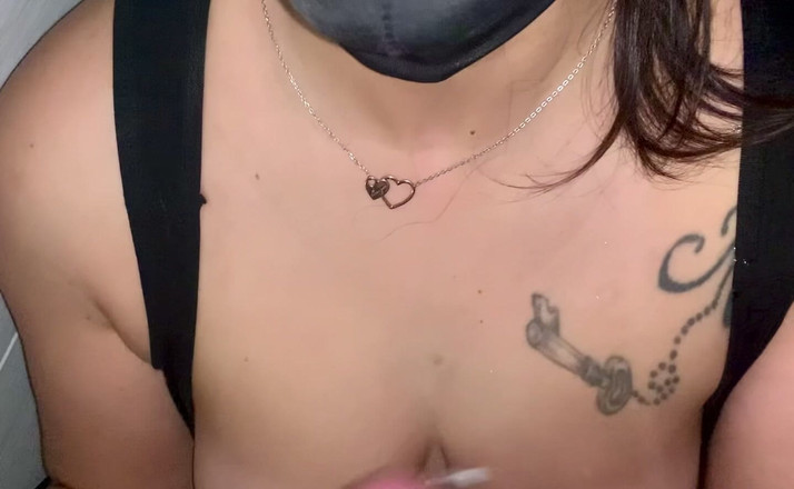 CoppiaCollant: Blowjob on My Knees to My Lover