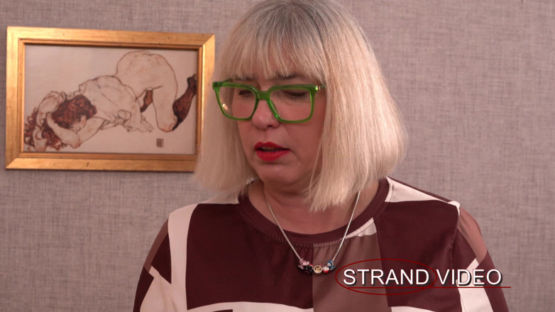Sarah Stern: Anal Fun Leads to Pain