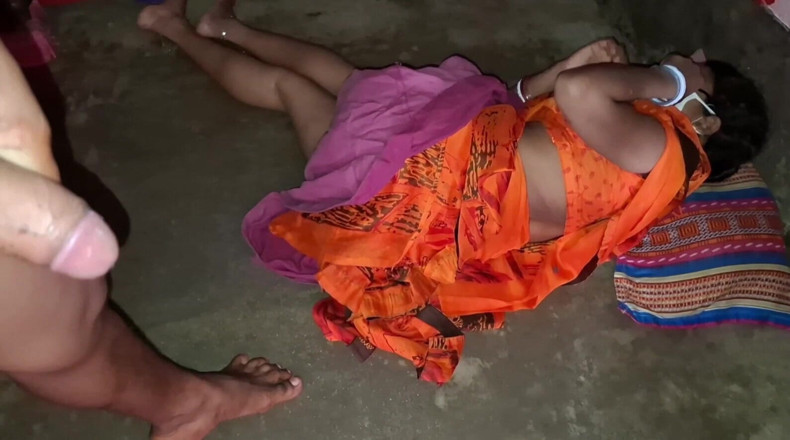 Sumaj: La femme d’un mari indien se fait baiser