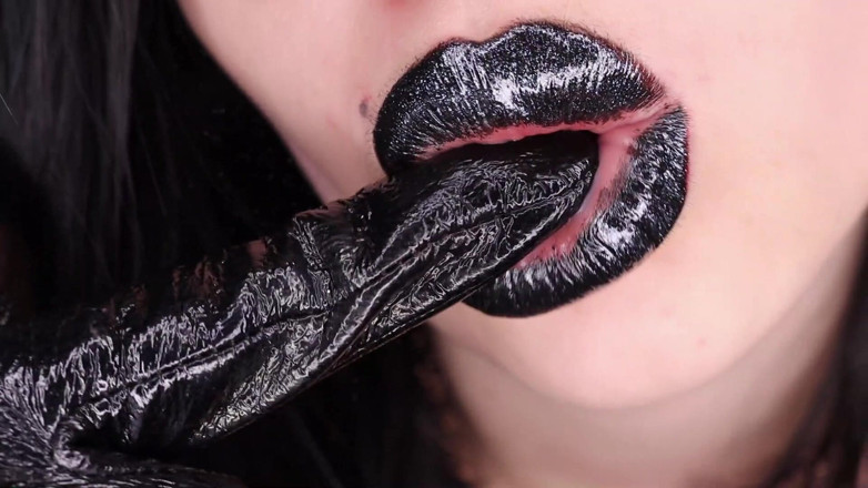 Goddess Misha Goldy: Wanita dalam lipnosis hitam JOI