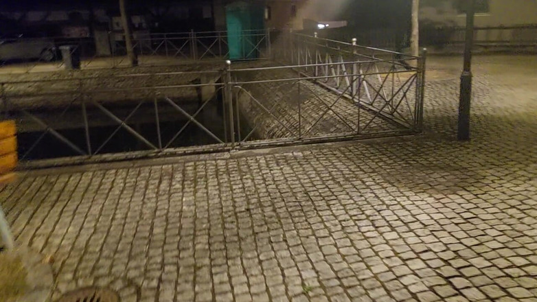 sweetfeet29: ネイバーフッドのオイル リアルヌード