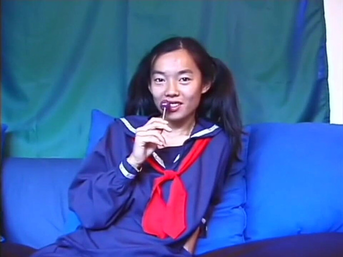 Vintage megastore: brzydka, ale gorąca Azjatka