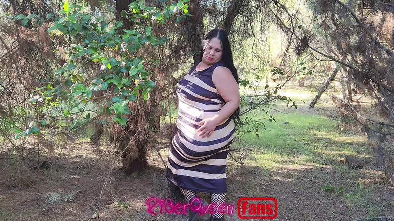 Riderqueen BBW Step Mom Latina Ebony: Riderqueen Alone, Venkovní, Videa pro Fanoušky