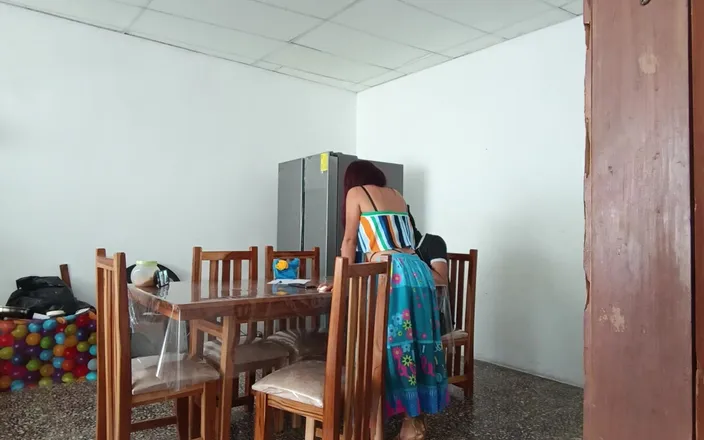 Goky: Sinful Maid Spreads Her Pretty Pussy Open
