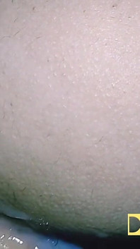 Wielki kutas bije ciasną cipkę do dziecka z dużym wytryskiem