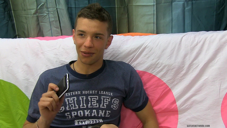 Lollipop Twinks: Tutti i sorrisi con ryan Sharp