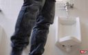TattedBootyAb: Kepergok mesum di kamar mandi kampus