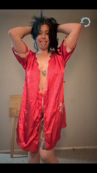Im a Big Robe Girl Btw I Be Wearing Them All the Time